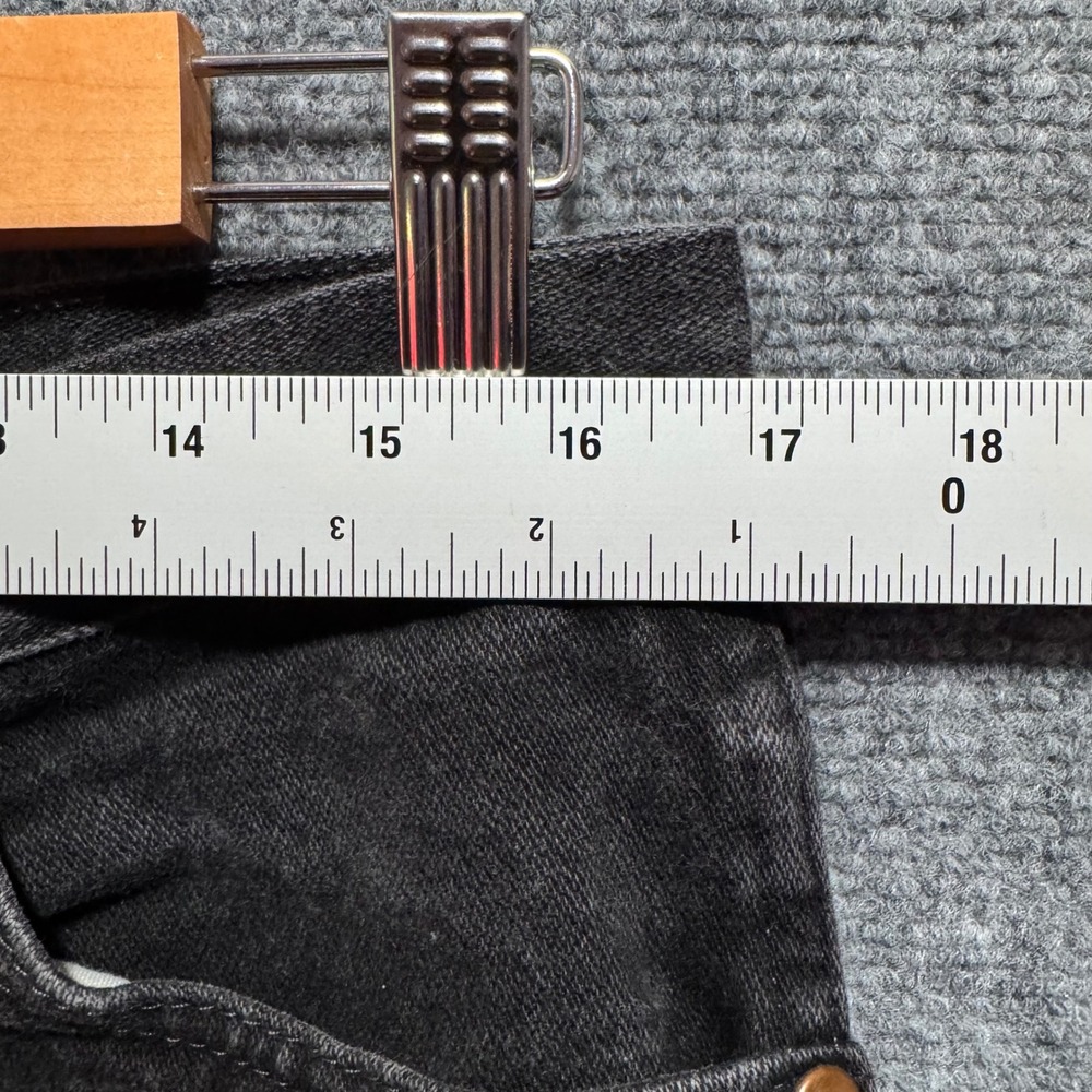 Wrangler Mens Jeans 36x30 Black Denim Cowboy Cut Relaxed Fit Faded Fits 34x28 - Picture 7 of 11